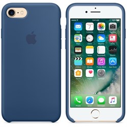 Оригинальный силиконовый чехол-накладка Apple для iPhone 7/8, цвет «глубокий синий»  ( MMWW2ZM/A ) - фото 17916
