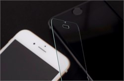 Защитное стекло Rock Tempered Glass Screen Protector 2.5D для iPhone 6/6s (Стандарт 0.3 мм) - фото 22241